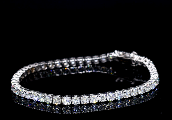 Picture of 6 Carat Round Diamond Tennis Tracelet