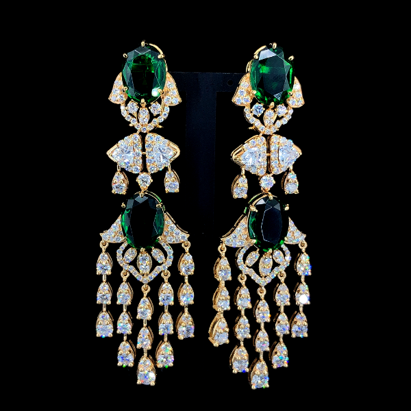 Picture of 13.65 Carat Luxurious Earrings With Emerald Centerpiece And Layered Diamond Drops.